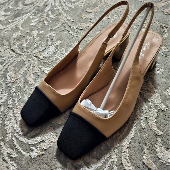 SOLD NIB Cap Toe Slingback Block Heel Pumps - Picture 1 of 5